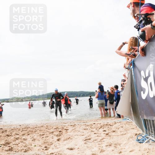 21.06.2026 - Viking Triathlon Michael Strokosch http://msf.ph/oto/9826031 21.06.2026 10:37:27 Schwimmen 64, 89, 370, 450, 455 meine-sportfotos.de