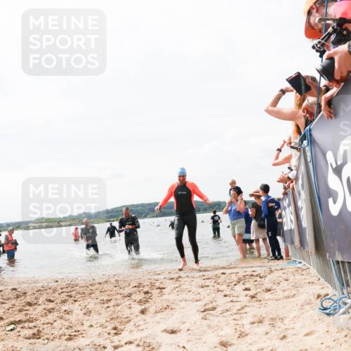 21.06.2026 - Viking Triathlon Michael Strokosch http://msf.ph/oto/9826045 21.06.2026 10:37:32 Schwimmen 64, 89, 111, 370, 450, 545 meine-sportfotos.de
