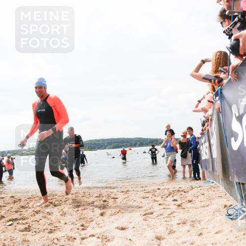 21.06.2026 - Viking Triathlon Michael Strokosch http://msf.ph/oto/9826050 21.06.2026 10:37:34 Schwimmen 64, 111, 239, 370, 450, 545 meine-sportfotos.de