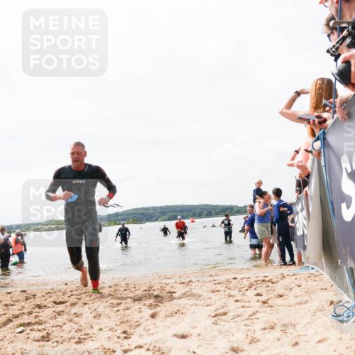 21.06.2026 - Viking Triathlon Michael Strokosch http://msf.ph/oto/9826055 21.06.2026 10:37:35 Schwimmen 64, 111, 239, 370, 450, 545 meine-sportfotos.de