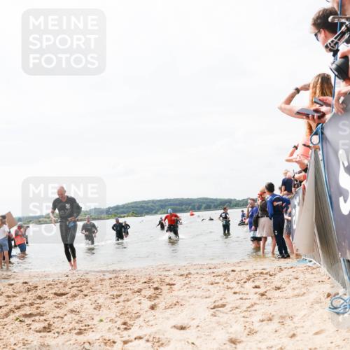 21.06.2026 - Viking Triathlon Michael Strokosch http://msf.ph/oto/9826060 21.06.2026 10:37:37 Schwimmen 111, 239, 370, 450, 513, 545 meine-sportfotos.de