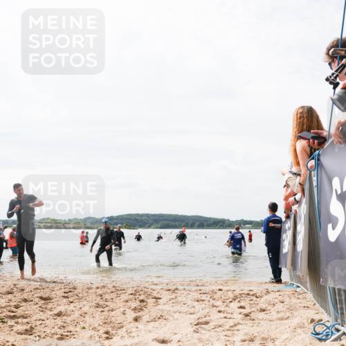 21.06.2026 - Viking Triathlon Michael Strokosch http://msf.ph/oto/9826165 21.06.2026 10:38:13 Schwimmen 80, 99, 241, 315 meine-sportfotos.de