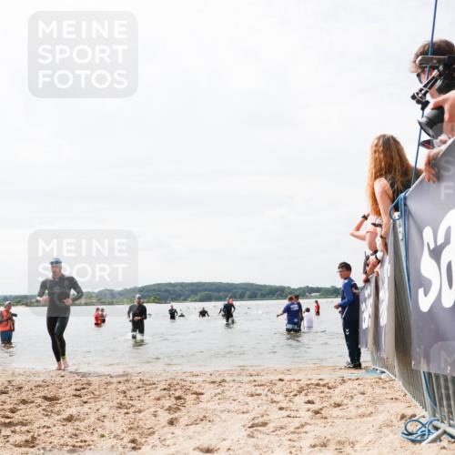 21.06.2026 - Viking Triathlon Michael Strokosch http://msf.ph/oto/9826171 21.06.2026 10:38:15 Schwimmen 80, 99, 241, 315 meine-sportfotos.de