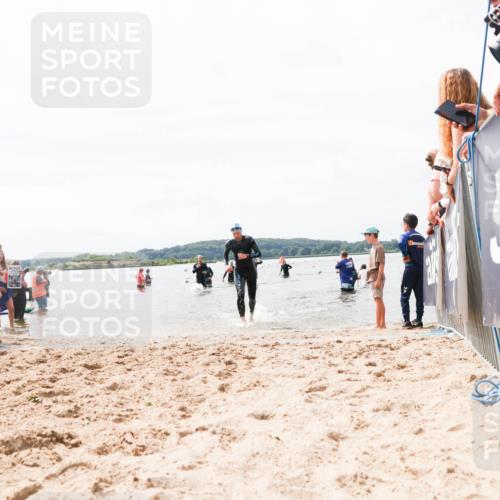 21.06.2026 - Viking Triathlon Michael Strokosch http://msf.ph/oto/9826200 21.06.2026 10:38:24 Schwimmen 315, 316, 465 meine-sportfotos.de