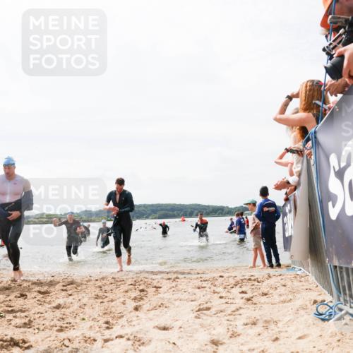 21.06.2026 - Viking Triathlon Michael Strokosch http://msf.ph/oto/9826254 21.06.2026 10:38:42 Schwimmen 53, 55, 300, 303, 397, 546, 567 meine-sportfotos.de