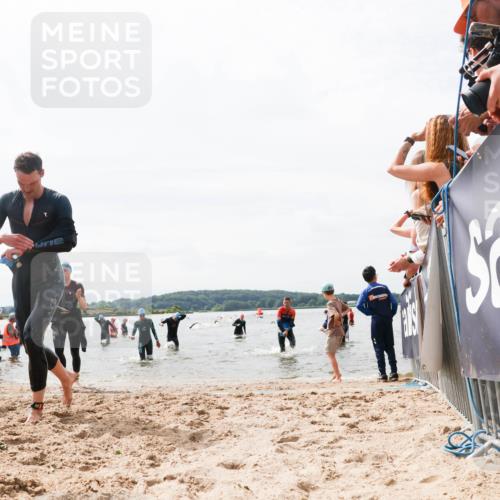 21.06.2026 - Viking Triathlon Michael Strokosch http://msf.ph/oto/9826259 21.06.2026 10:38:44 Schwimmen 53, 55, 144, 300, 303, 397, 546, 567 meine-sportfotos.de