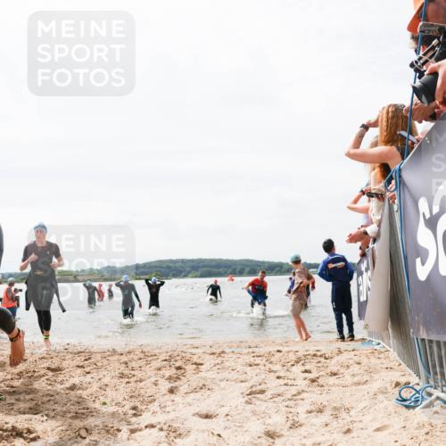 21.06.2026 - Viking Triathlon Michael Strokosch http://msf.ph/oto/9826260 21.06.2026 10:38:44 Schwimmen 53, 55, 144, 300, 303, 397, 546, 567 meine-sportfotos.de