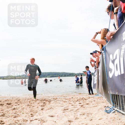 21.06.2026 - Viking Triathlon Michael Strokosch http://msf.ph/oto/9826299 21.06.2026 10:38:57 Schwimmen 144, 419, 559, 666 meine-sportfotos.de