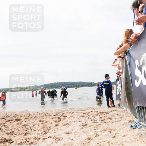 21.06.2026 - Viking Triathlon Michael Strokosch http://msf.ph/oto/9826343 21.06.2026 10:39:12 Schwimmen 152, 328, 340, 559 meine-sportfotos.de