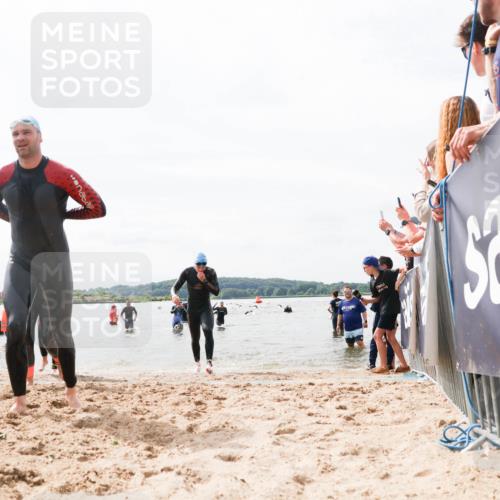 21.06.2026 - Viking Triathlon Michael Strokosch http://msf.ph/oto/9826378 21.06.2026 10:39:24 Schwimmen 214, 232, 328, 340, 457 meine-sportfotos.de
