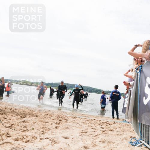 21.06.2026 - Viking Triathlon Michael Strokosch http://msf.ph/oto/9826543 21.06.2026 10:40:19 Schwimmen 58, 211, 398, 425, 460, 484, 496, 649 meine-sportfotos.de