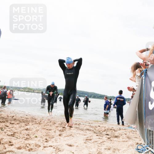 21.06.2026 - Viking Triathlon Michael Strokosch http://msf.ph/oto/9826556 21.06.2026 10:40:23 Schwimmen 34, 58, 150, 301, 398, 425, 460, 496, 649 meine-sportfotos.de