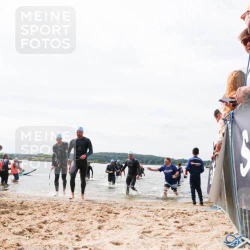 21.06.2026 - Viking Triathlon Michael Strokosch http://msf.ph/oto/9826581 21.06.2026 10:40:31 Schwimmen 34, 150, 195, 227, 301, 312, 398, 456, 496 meine-sportfotos.de