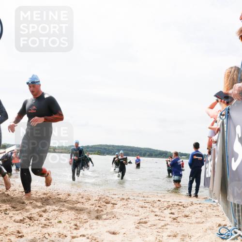 21.06.2026 - Viking Triathlon Michael Strokosch http://msf.ph/oto/9826607 21.06.2026 10:40:40 Schwimmen 195, 227, 312, 330, 355, 387, 456, 461, 616 meine-sportfotos.de