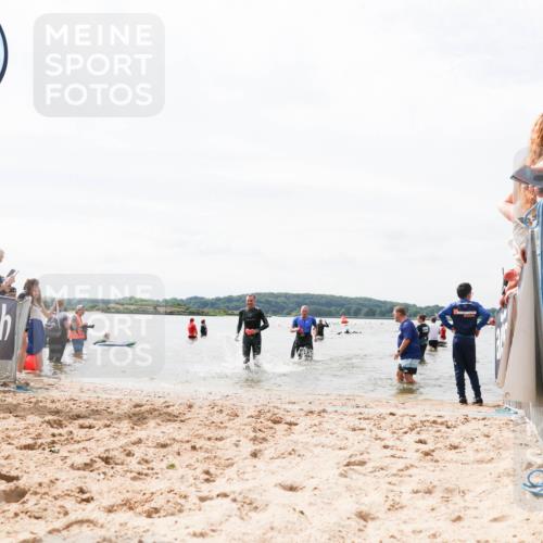 21.06.2026 - Viking Triathlon Michael Strokosch http://msf.ph/oto/9826639 21.06.2026 10:40:51 Schwimmen 330, 387, 636, 667 meine-sportfotos.de