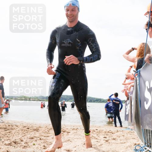 21.06.2026 - Viking Triathlon Michael Strokosch http://msf.ph/oto/9826840 21.06.2026 10:42:00 Schwimmen 44, 63, 134, 438, 552 meine-sportfotos.de