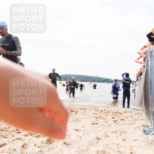 21.06.2026 - Viking Triathlon Michael Strokosch http://msf.ph/oto/9826889 21.06.2026 10:42:16 Schwimmen 86, 94, 188, 193, 266, 279, 399, 492, 516 meine-sportfotos.de