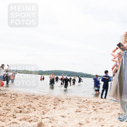21.06.2026 - Viking Triathlon Michael Strokosch http://msf.ph/oto/9826917 21.06.2026 10:42:25 Schwimmen 45, 72, 279, 296, 348, 393, 492, 516 meine-sportfotos.de