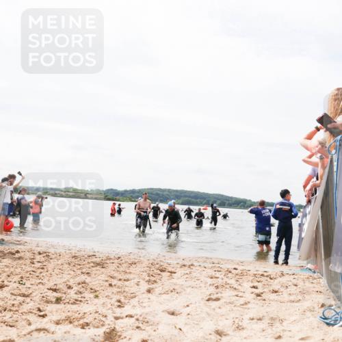21.06.2026 - Viking Triathlon Michael Strokosch http://msf.ph/oto/9826919 21.06.2026 10:42:26 Schwimmen 45, 72, 279, 296, 348, 393, 516 meine-sportfotos.de