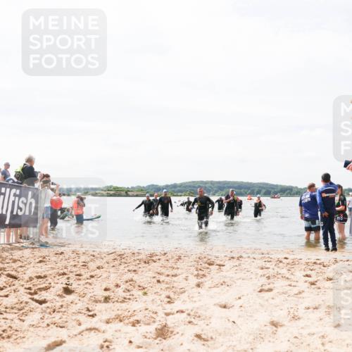 21.06.2026 - Viking Triathlon Michael Strokosch http://msf.ph/oto/9827044 21.06.2026 10:43:08 Schwimmen 88, 153, 225, 259, 286, 505 meine-sportfotos.de