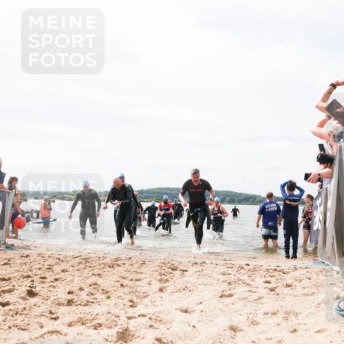 21.06.2026 - Viking Triathlon Michael Strokosch http://msf.ph/oto/9827065 21.06.2026 10:43:15 Schwimmen 88, 251, 259, 473, 482, 489, 505, 511, 533, 619 meine-sportfotos.de