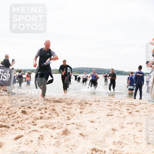 21.06.2026 - Viking Triathlon Michael Strokosch http://msf.ph/oto/9827127 21.06.2026 10:43:36 Schwimmen 93, 287, 351, 459, 470, 521, 618 meine-sportfotos.de