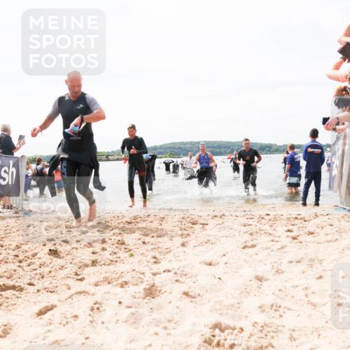 21.06.2026 - Viking Triathlon Michael Strokosch http://msf.ph/oto/9827128 21.06.2026 10:43:37 Schwimmen 93, 234, 351, 459, 470, 521, 618, 663 meine-sportfotos.de