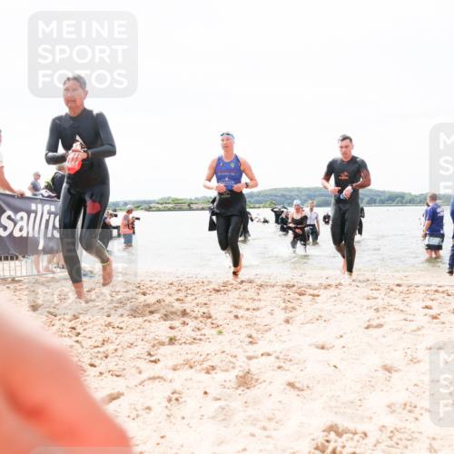 21.06.2026 - Viking Triathlon Michael Strokosch http://msf.ph/oto/9827135 21.06.2026 10:43:39 Schwimmen 93, 234, 351, 459, 470, 521, 618, 663 meine-sportfotos.de