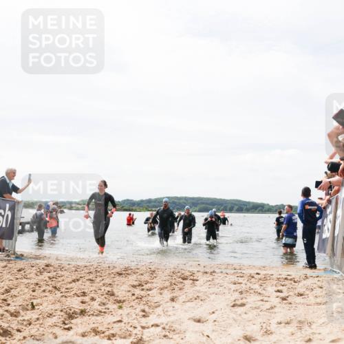 21.06.2026 - Viking Triathlon Michael Strokosch http://msf.ph/oto/9827185 21.06.2026 10:43:56 Schwimmen 220, 247, 248, 444, 464, 550, 614 meine-sportfotos.de