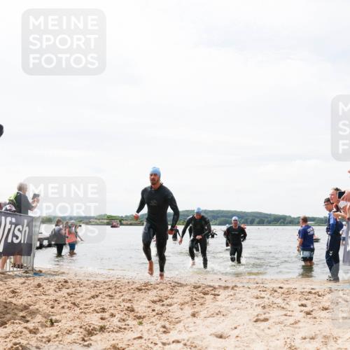 21.06.2026 - Viking Triathlon Michael Strokosch http://msf.ph/oto/9827194 21.06.2026 10:43:59 Schwimmen 139, 208, 220, 247, 444, 464, 550, 614 meine-sportfotos.de