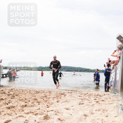 21.06.2026 - Viking Triathlon Michael Strokosch http://msf.ph/oto/9827271 21.06.2026 10:44:26 Schwimmen 22, 423, 602 meine-sportfotos.de