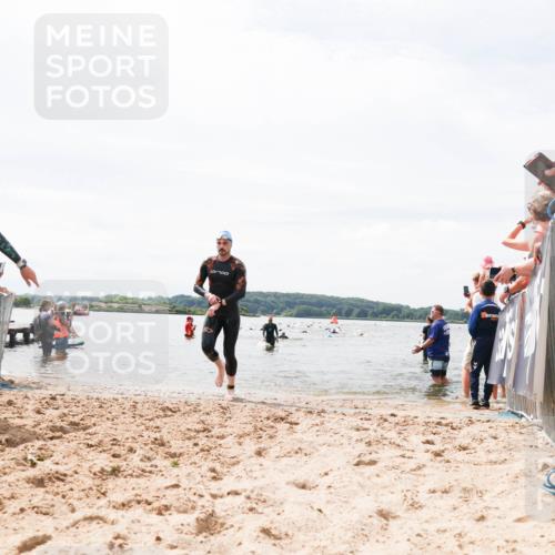 21.06.2026 - Viking Triathlon Michael Strokosch http://msf.ph/oto/9827272 21.06.2026 10:44:26 Schwimmen 22, 423, 602 meine-sportfotos.de