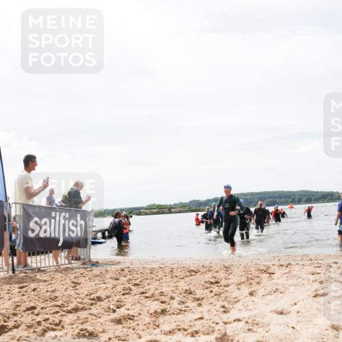 21.06.2026 - Viking Triathlon Michael Strokosch http://msf.ph/oto/9827349 21.06.2026 10:44:55 Schwimmen 33, 276, 350, 377, 531, 658 meine-sportfotos.de