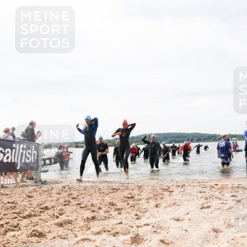 21.06.2026 - Viking Triathlon Michael Strokosch http://msf.ph/oto/9827371 21.06.2026 10:45:02 Schwimmen 33, 276, 308, 329, 350, 369, 415, 577, 658, 668 meine-sportfotos.de