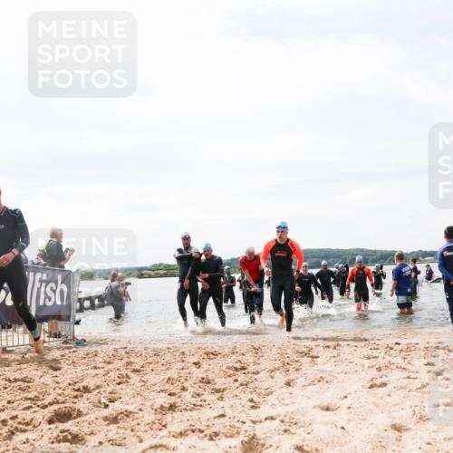 21.06.2026 - Viking Triathlon Michael Strokosch http://msf.ph/oto/9827392 21.06.2026 10:45:09 Schwimmen 33, 36, 151, 308, 310, 329, 345, 366, 369, 415, 445, 577, 658, 668 meine-sportfotos.de