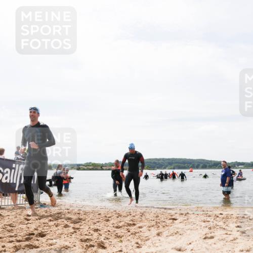 21.06.2026 - Viking Triathlon Michael Strokosch http://msf.ph/oto/9827486 21.06.2026 10:45:40 Schwimmen 54, 85, 158, 376, 540, 562 meine-sportfotos.de