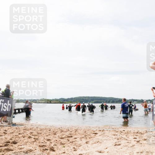 21.06.2026 - Viking Triathlon Michael Strokosch http://msf.ph/oto/9827517 21.06.2026 10:45:51 Schwimmen 172 meine-sportfotos.de