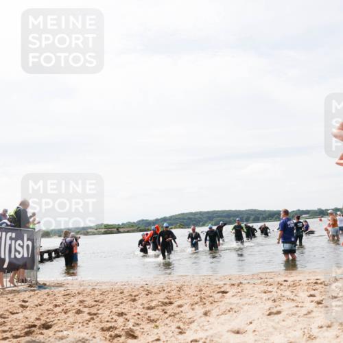 21.06.2026 - Viking Triathlon Michael Strokosch http://msf.ph/oto/9827529 21.06.2026 10:45:55 Schwimmen 172, 196, 389, 405 meine-sportfotos.de