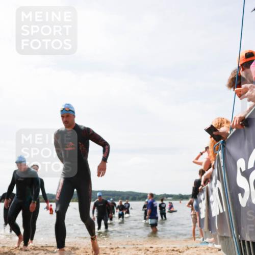 21.06.2026 - Viking Triathlon Michael Strokosch http://msf.ph/oto/9827569 21.06.2026 10:46:08 Schwimmen 107, 138, 196, 245, 331, 389, 405, 448, 510, 534, 539 meine-sportfotos.de