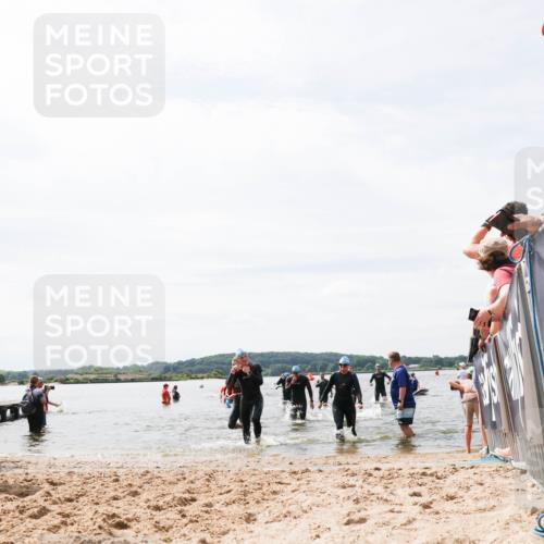 21.06.2026 - Viking Triathlon Michael Strokosch http://msf.ph/oto/9827588 21.06.2026 10:46:15 Schwimmen 91, 107, 403, 448, 494, 510, 555, 563 meine-sportfotos.de