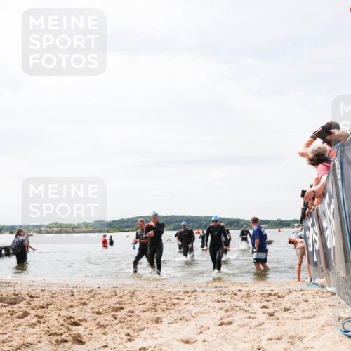 21.06.2026 - Viking Triathlon Michael Strokosch http://msf.ph/oto/9827589 21.06.2026 10:46:15 Schwimmen 91, 107, 403, 448, 494, 510, 555, 563 meine-sportfotos.de