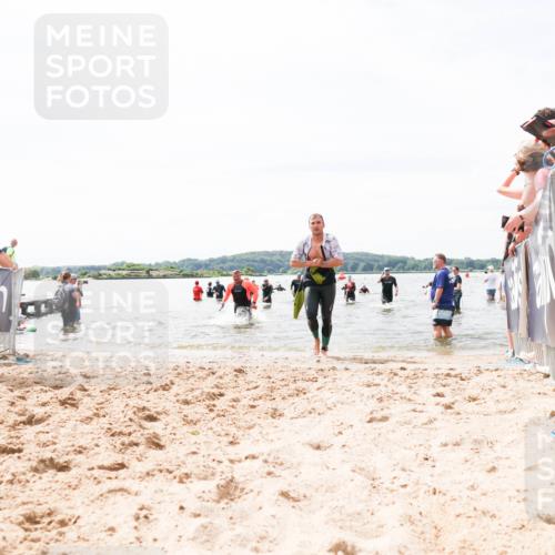 21.06.2026 - Viking Triathlon Michael Strokosch http://msf.ph/oto/9827631 21.06.2026 10:46:29 Schwimmen 91, 322, 324, 388, 497, 654 meine-sportfotos.de