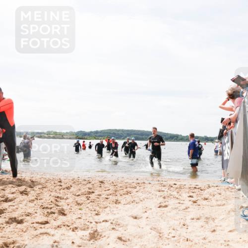 21.06.2026 - Viking Triathlon Michael Strokosch http://msf.ph/oto/9827652 21.06.2026 10:46:36 Schwimmen 156, 363, 388, 414, 650, 654 meine-sportfotos.de
