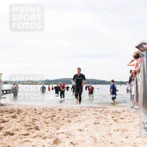 21.06.2026 - Viking Triathlon Michael Strokosch http://msf.ph/oto/9827656 21.06.2026 10:46:37 Schwimmen 156, 260, 363, 388, 414, 650, 654 meine-sportfotos.de