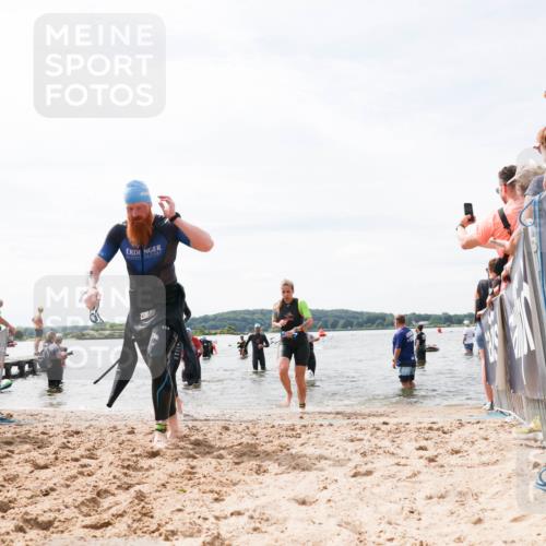 21.06.2026 - Viking Triathlon Michael Strokosch http://msf.ph/oto/9827830 21.06.2026 10:47:37 Schwimmen 56, 297, 304, 352, 353, 469, 554, 571 meine-sportfotos.de