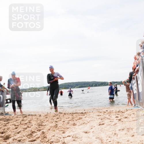 21.06.2026 - Viking Triathlon Michael Strokosch http://msf.ph/oto/9827852 21.06.2026 10:47:44 Schwimmen 56, 297, 554, 574 meine-sportfotos.de