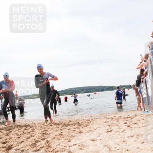 21.06.2026 - Viking Triathlon Michael Strokosch http://msf.ph/oto/9827854 21.06.2026 10:47:45 Schwimmen 56, 297, 554, 574 meine-sportfotos.de