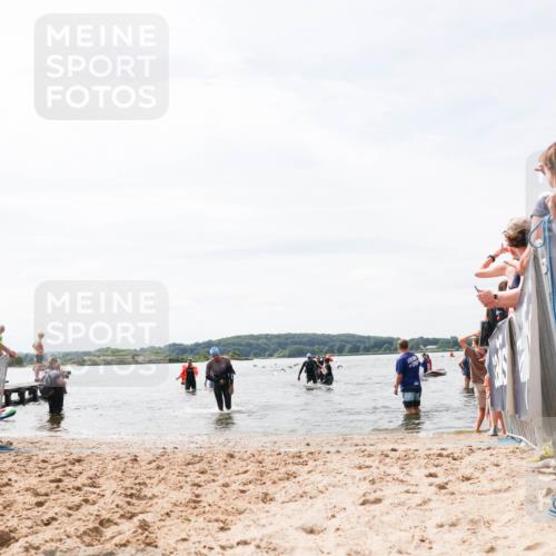 21.06.2026 - Viking Triathlon Michael Strokosch http://msf.ph/oto/9827883 21.06.2026 10:47:54 Schwimmen 60, 574 meine-sportfotos.de