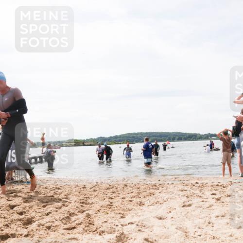 21.06.2026 - Viking Triathlon Michael Strokosch http://msf.ph/oto/9827902 21.06.2026 10:48:01 Schwimmen 60 meine-sportfotos.de