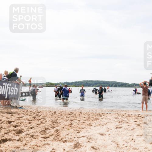 21.06.2026 - Viking Triathlon Michael Strokosch http://msf.ph/oto/9827908 21.06.2026 10:48:03 Schwimmen 60, 164, 638 meine-sportfotos.de